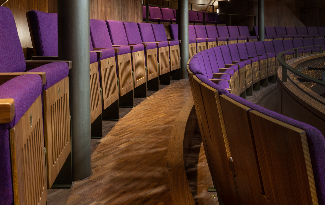 Seating by Race Furniture at Royal Opera House Linbury Theatre